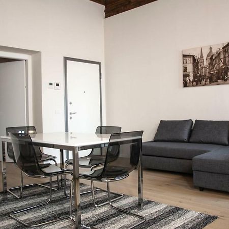 Residenza La Torre Apartment Мантова Екстериор снимка