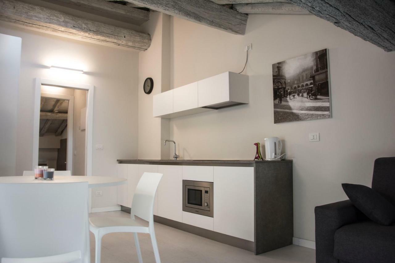 Residenza La Torre Apartment Мантова Екстериор снимка