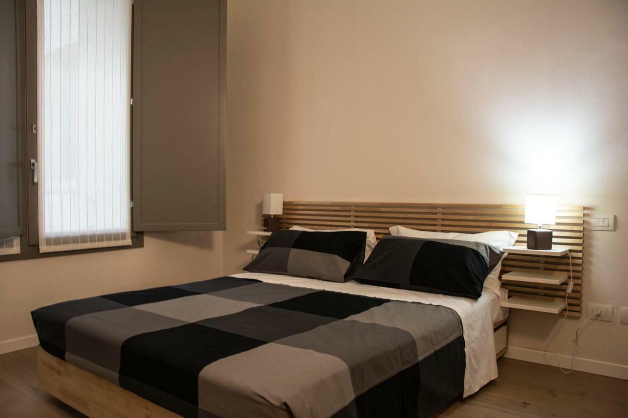 Residenza La Torre Apartment Мантова Екстериор снимка