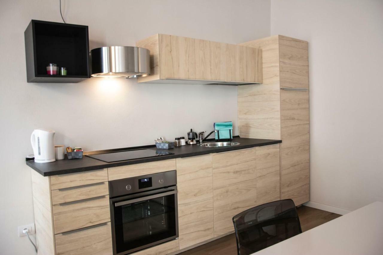 Residenza La Torre Apartment Мантова Екстериор снимка